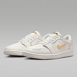 NIKE AIR JORDAN 1 LOW METHOD NWOB SIZE 7.5